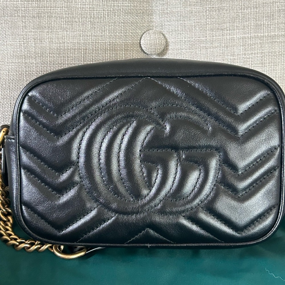 SOLD - Gucci Marmont Mini Bag -m - Picture 7 of 16